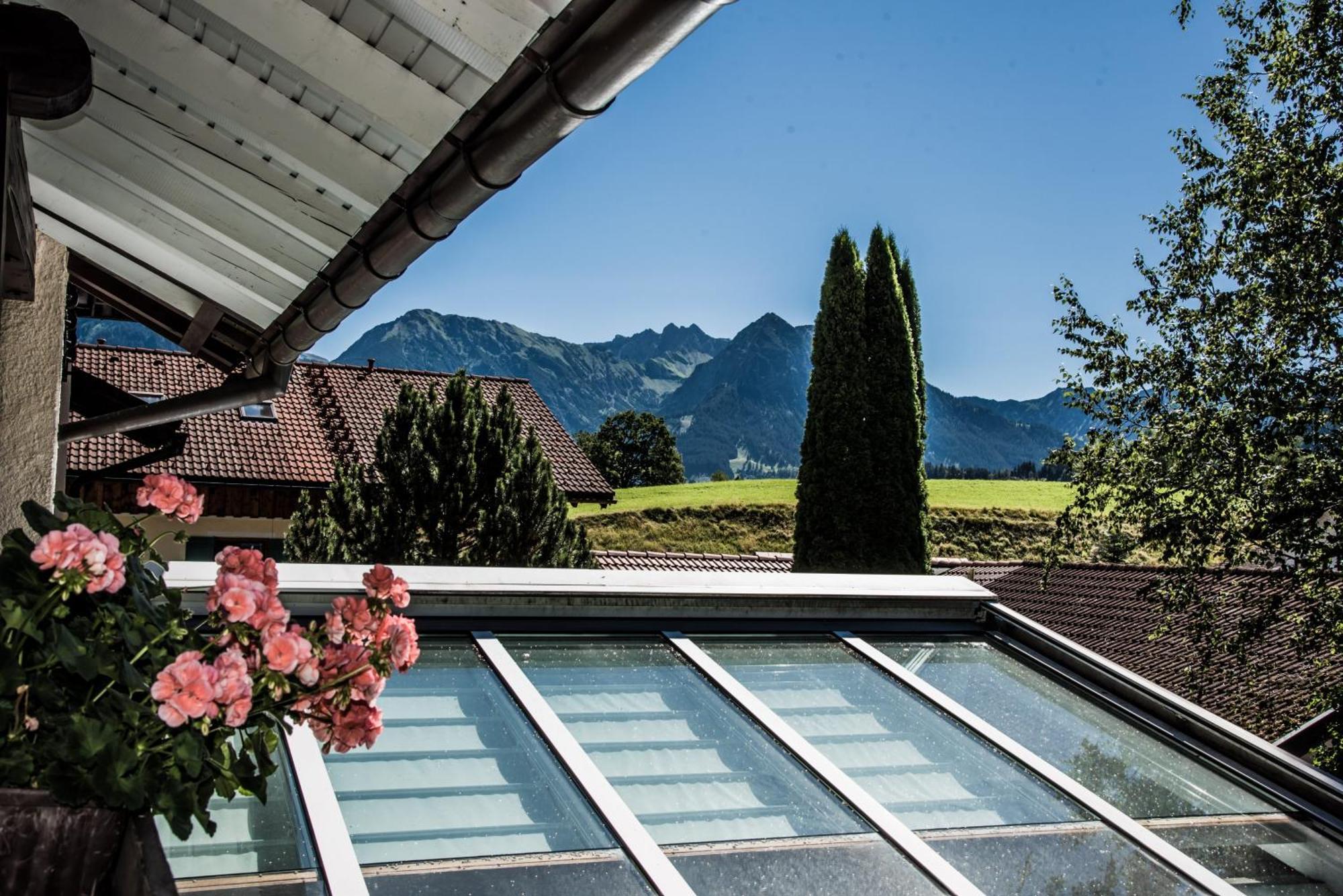 Haus Susanne - Top-Ferienwohnungen - Sommer-Bergbahn Inklusive Обермайзельштайн Екстер'єр фото