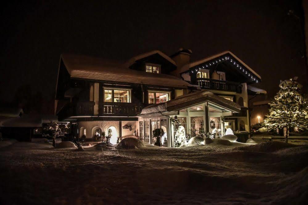 Haus Susanne - Top-Ferienwohnungen - Sommer-Bergbahn Inklusive Обермайзельштайн Екстер'єр фото